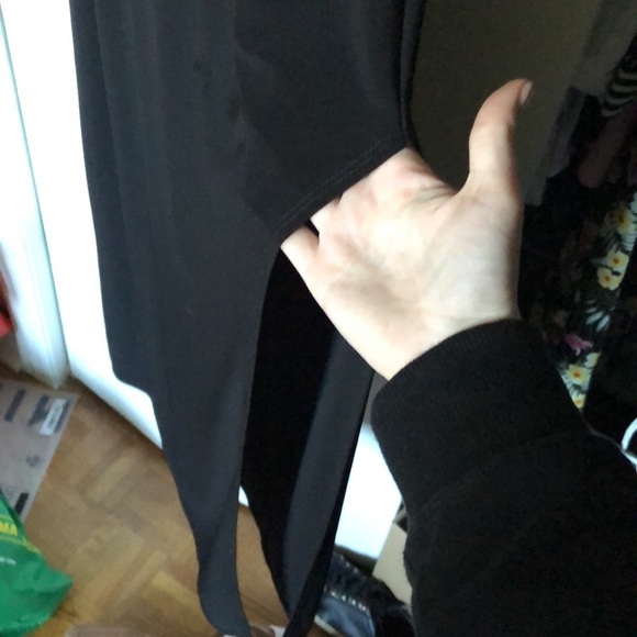 Long black one sleeve dress - Picture 3 of 4